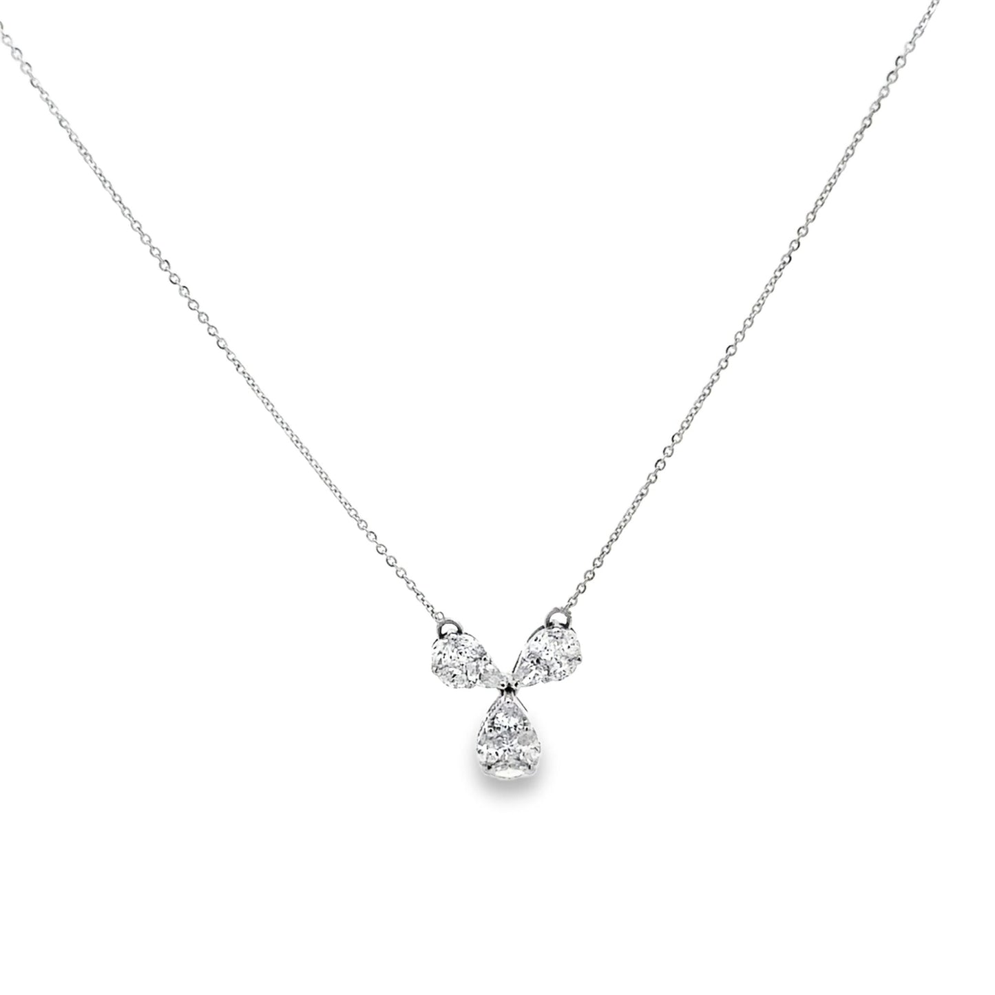 SHIMMERING PETAL WHITE GOLD PENDANT