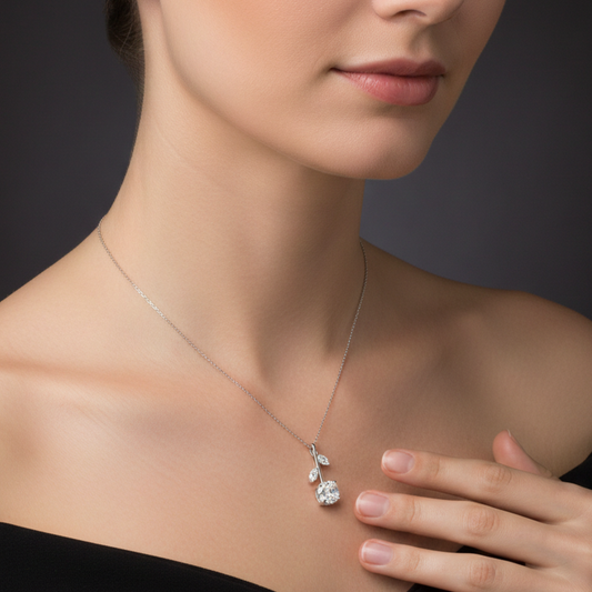 AURASTELLA FLOWER NECKLACE