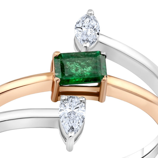 SOLYNARA EMERALD RING