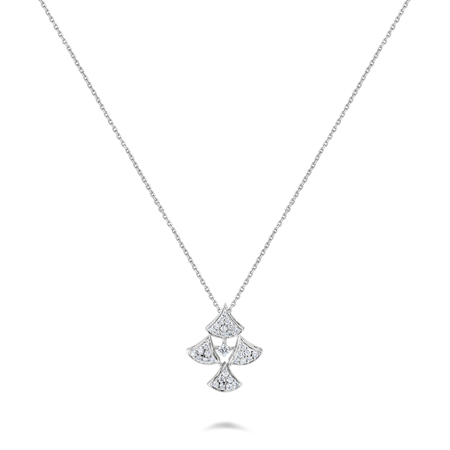 SYLVERELLE ETERNA NECKLACE