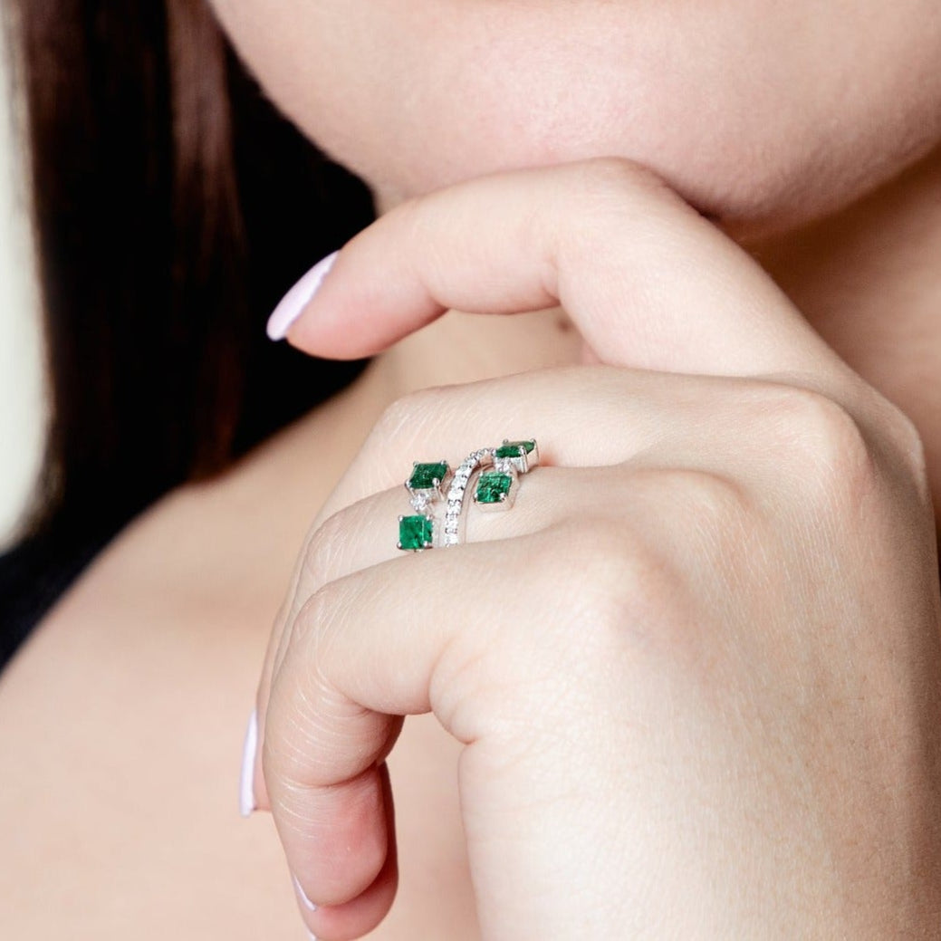 EMERALD FANCY LUMINE RING