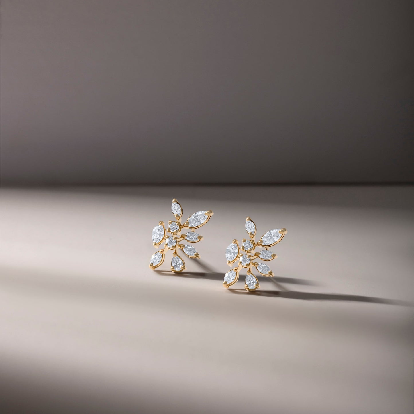 TWINKLING BUNCH YELLOW GOLD EARRINGS