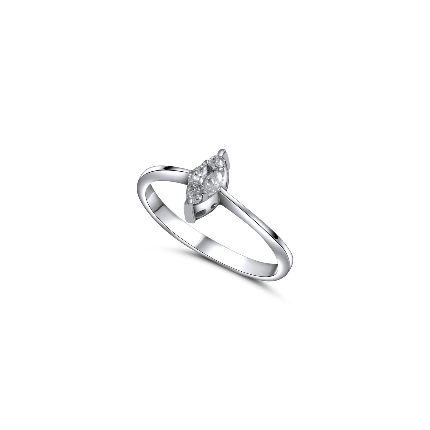 SPARKLING WHITE GOLD DIAMOND RING