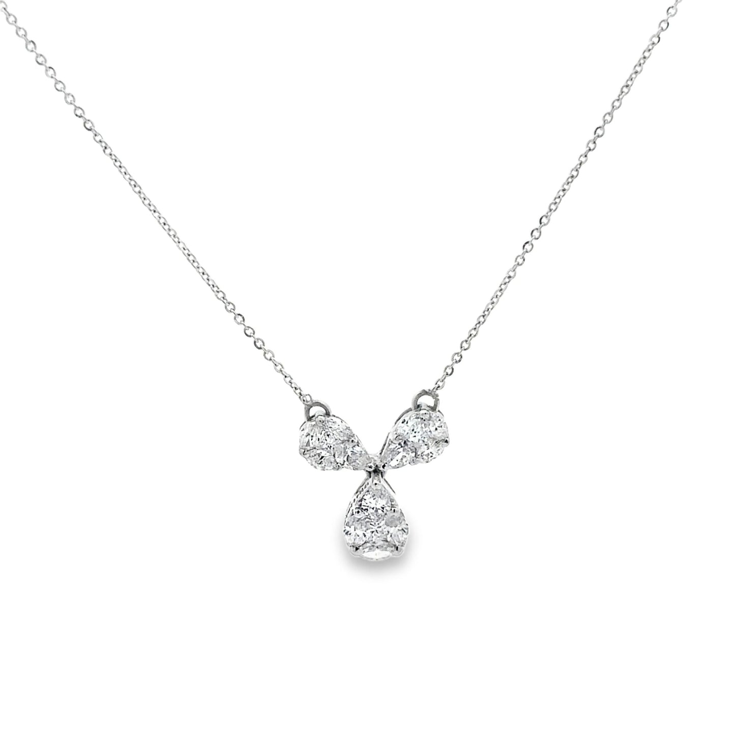 SHIMMERING PETAL WHITE GOLD PENDANT