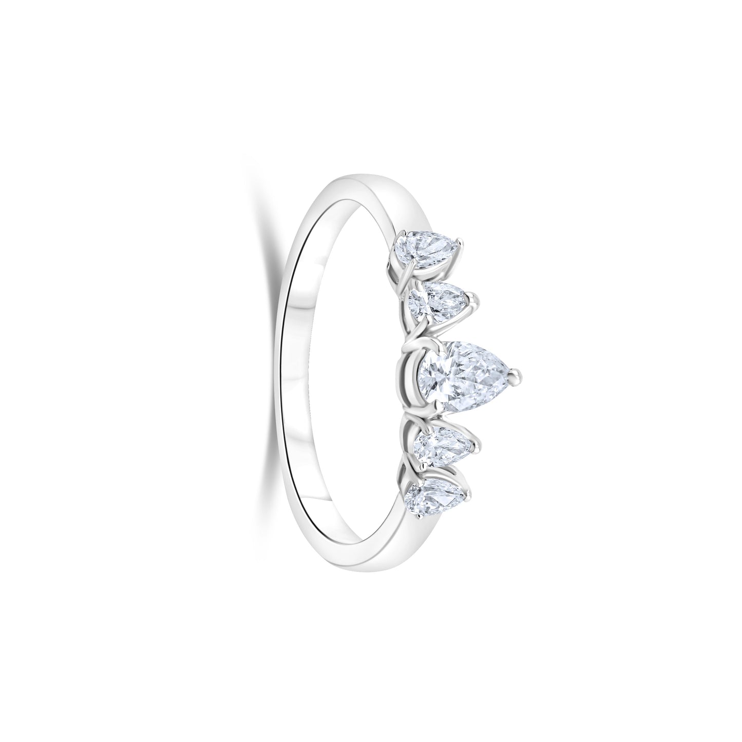 AURIVESSA CROWN RING