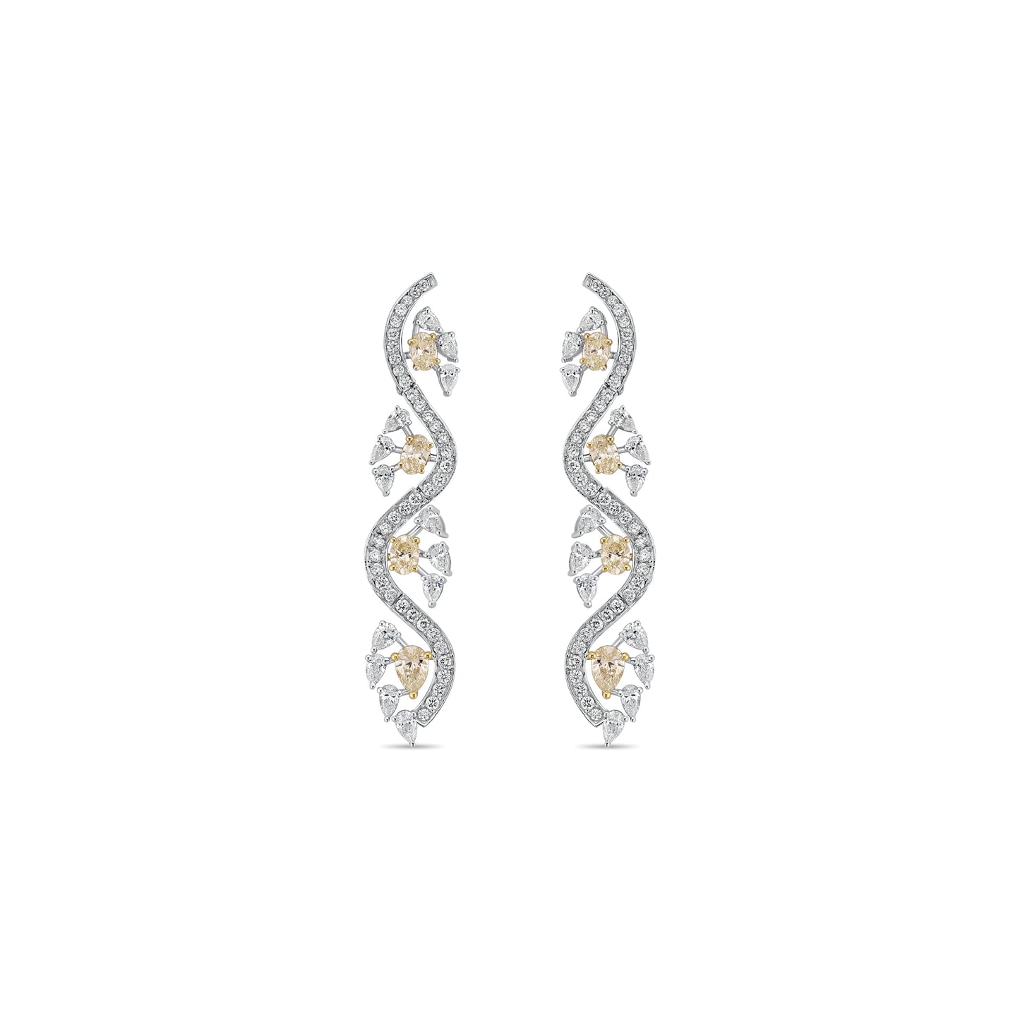 ELYN FANCY EARRING