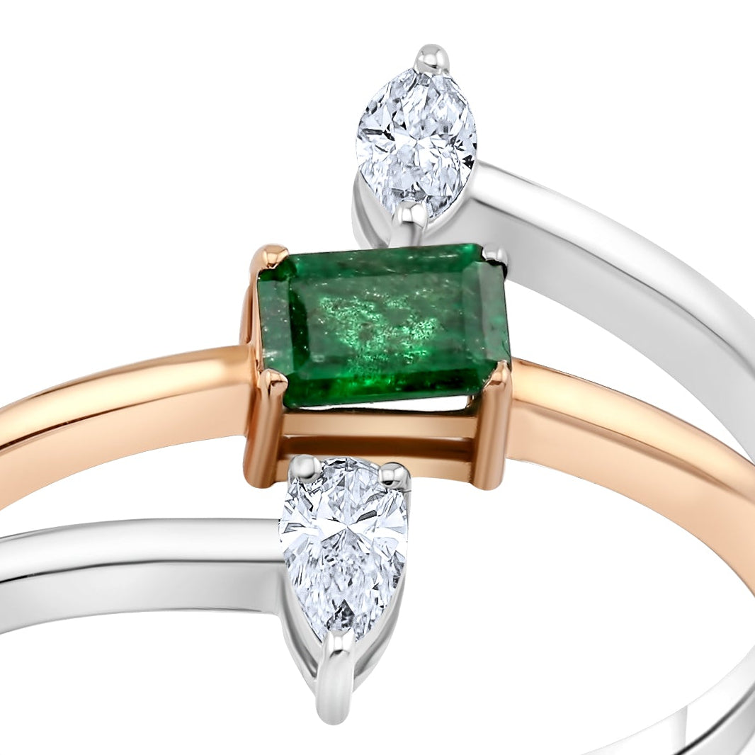 SOLYNARA EMERALD RING