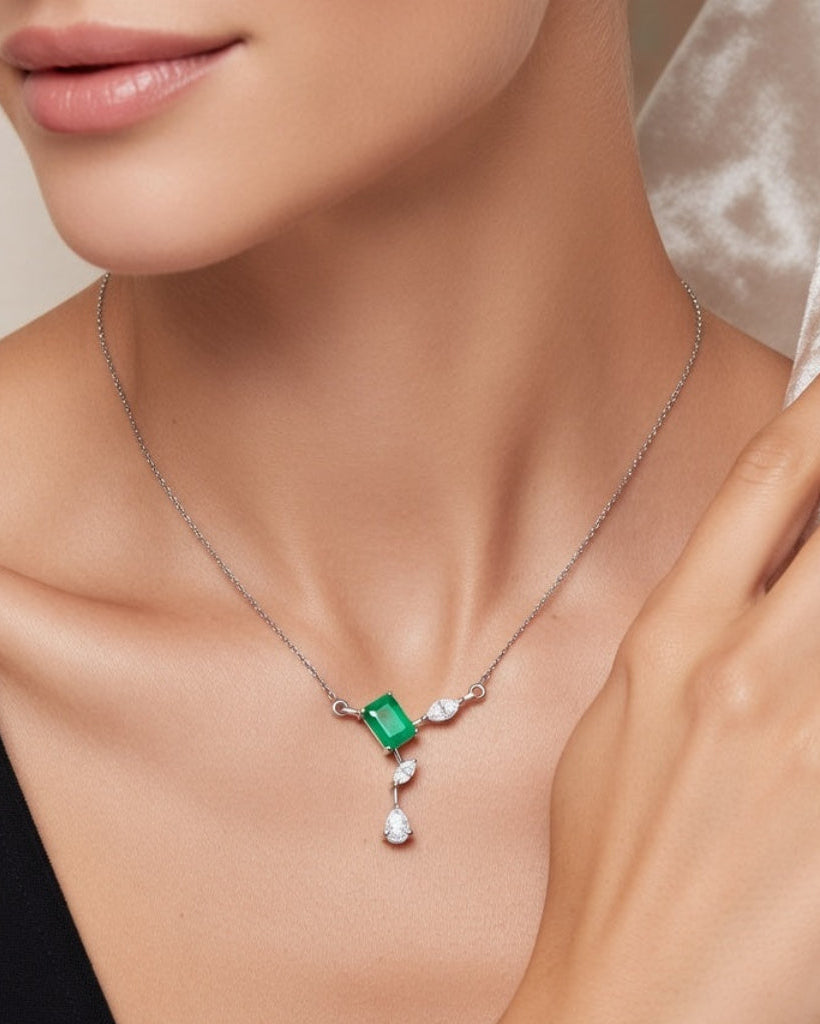 ELYSSARA EMERALD NECKLACE