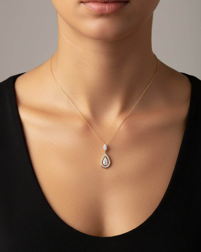 AURIVESSA DROP NECKLACE