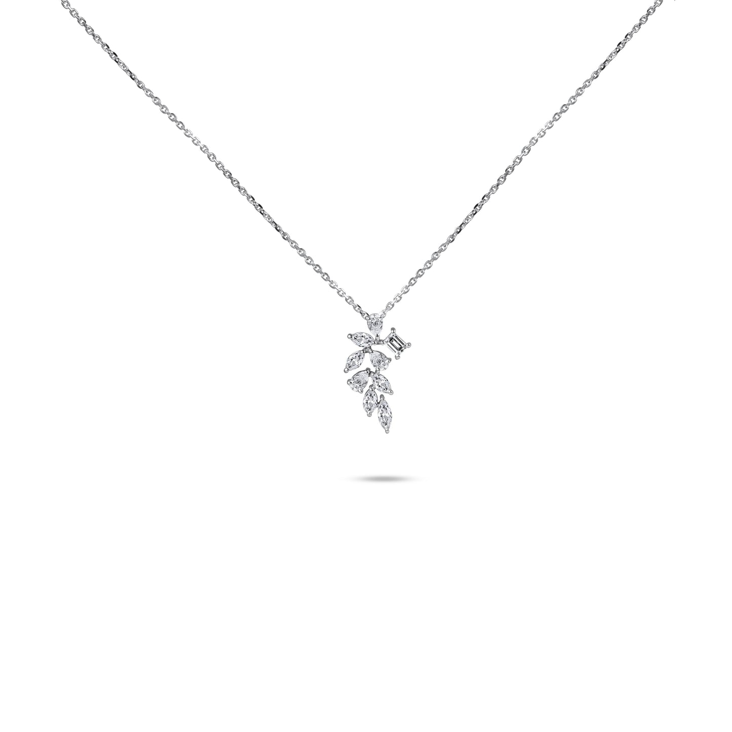 FANCY DIAMOND LEAF PENDANT